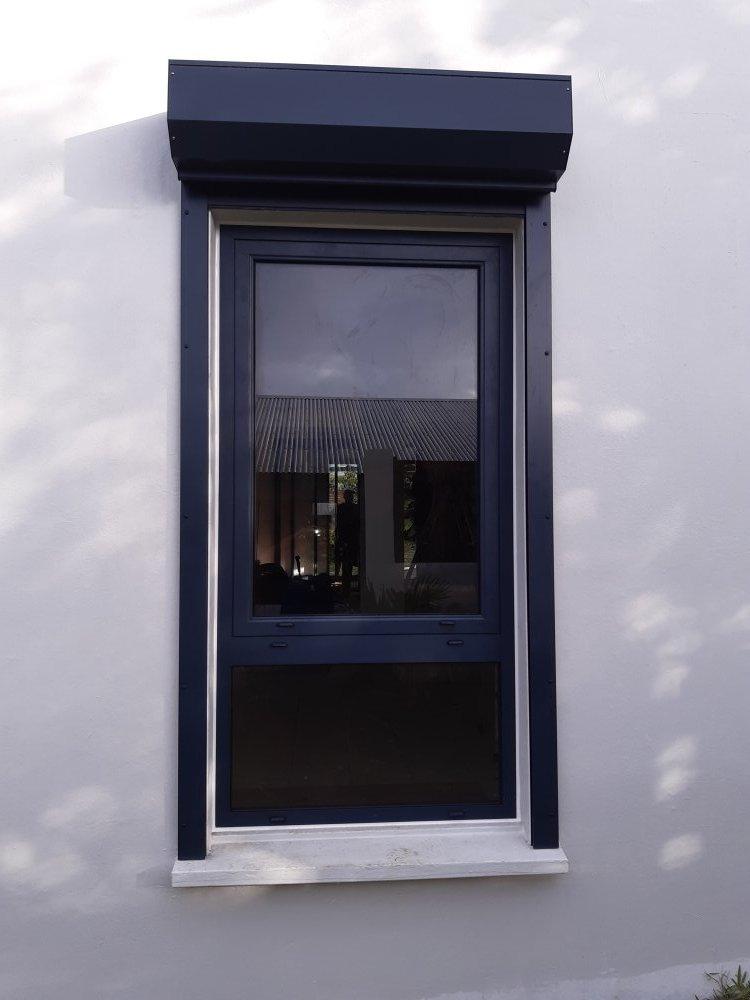 volet_roulant_fenetre_pose_en_applique_exterieur